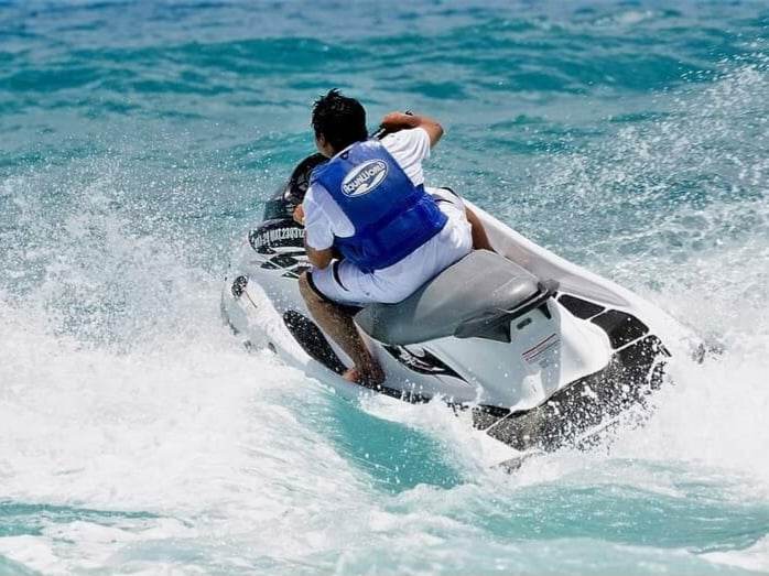 jet ski 2